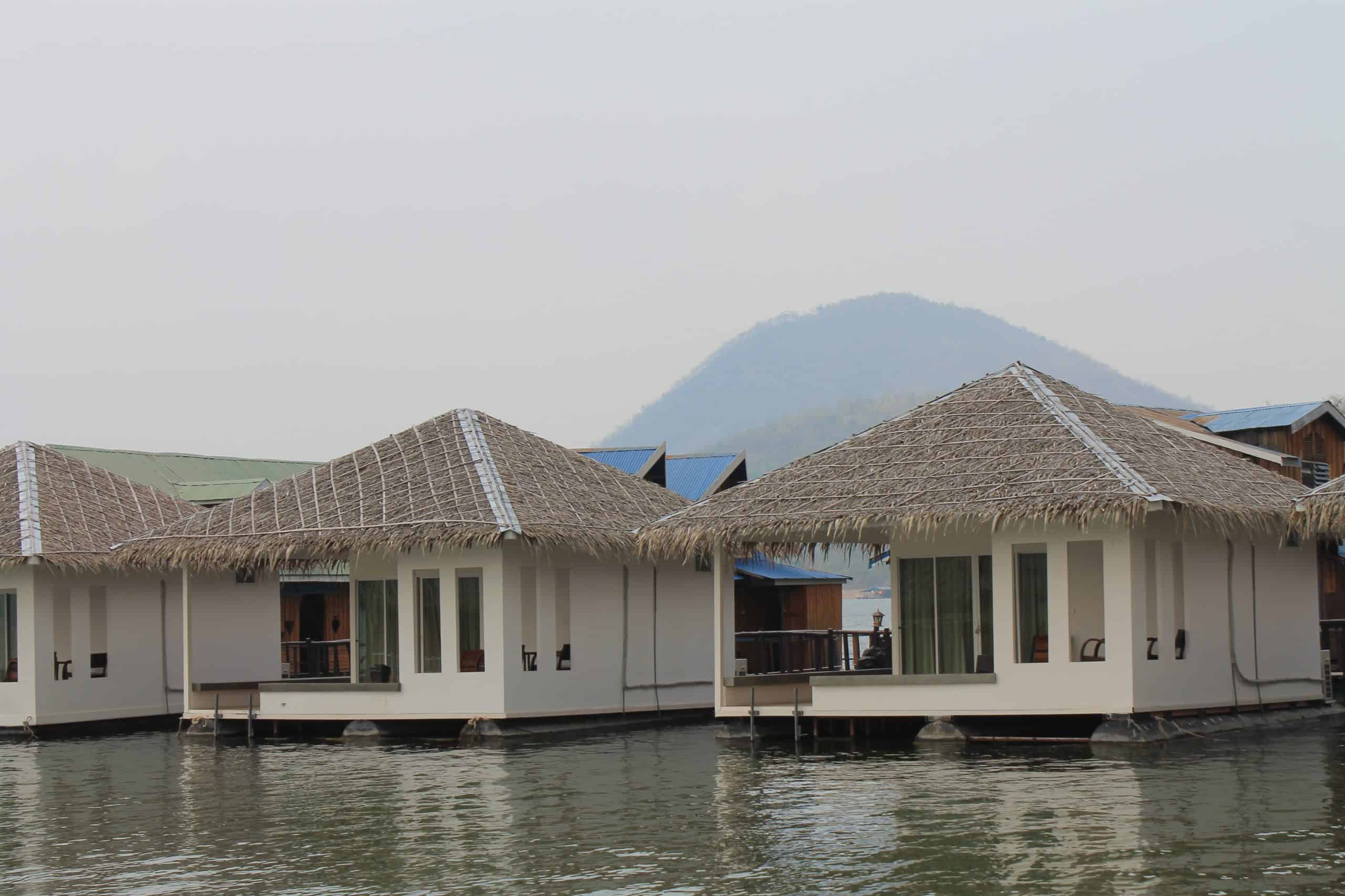 โฟมสร้างบ้าน , โฟมก่อสร้าง ,แพโฟม , โฟมลอยน้ำ